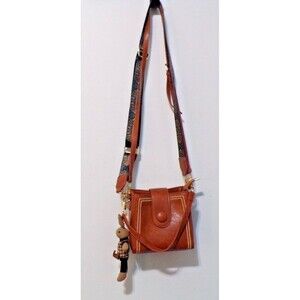 Vintage Bucket Brown Crossbody Purse w/3 Straps Gold Hardware & Bunny Key Chain